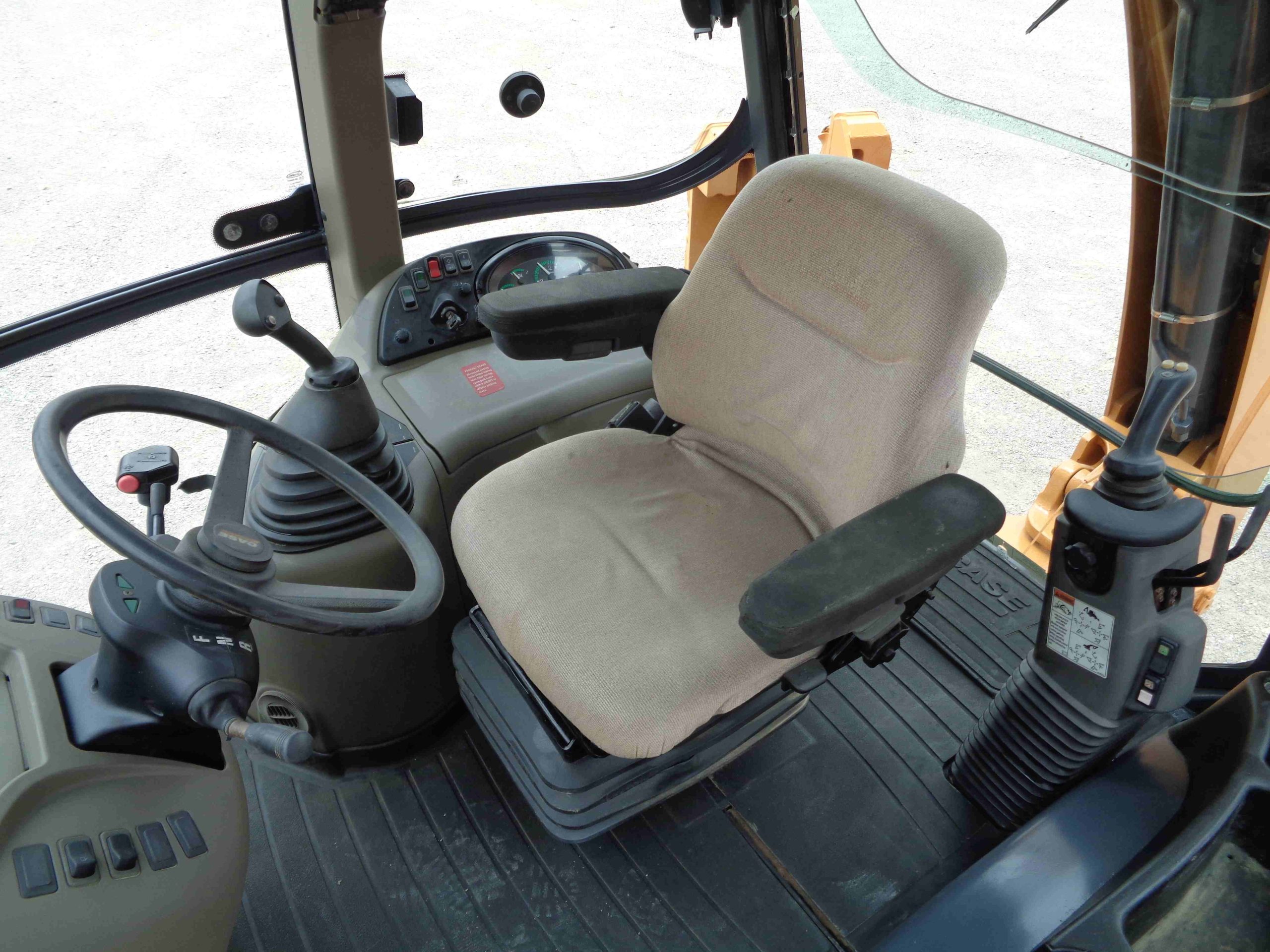 CASE 580SN (2012) - Imagen 14