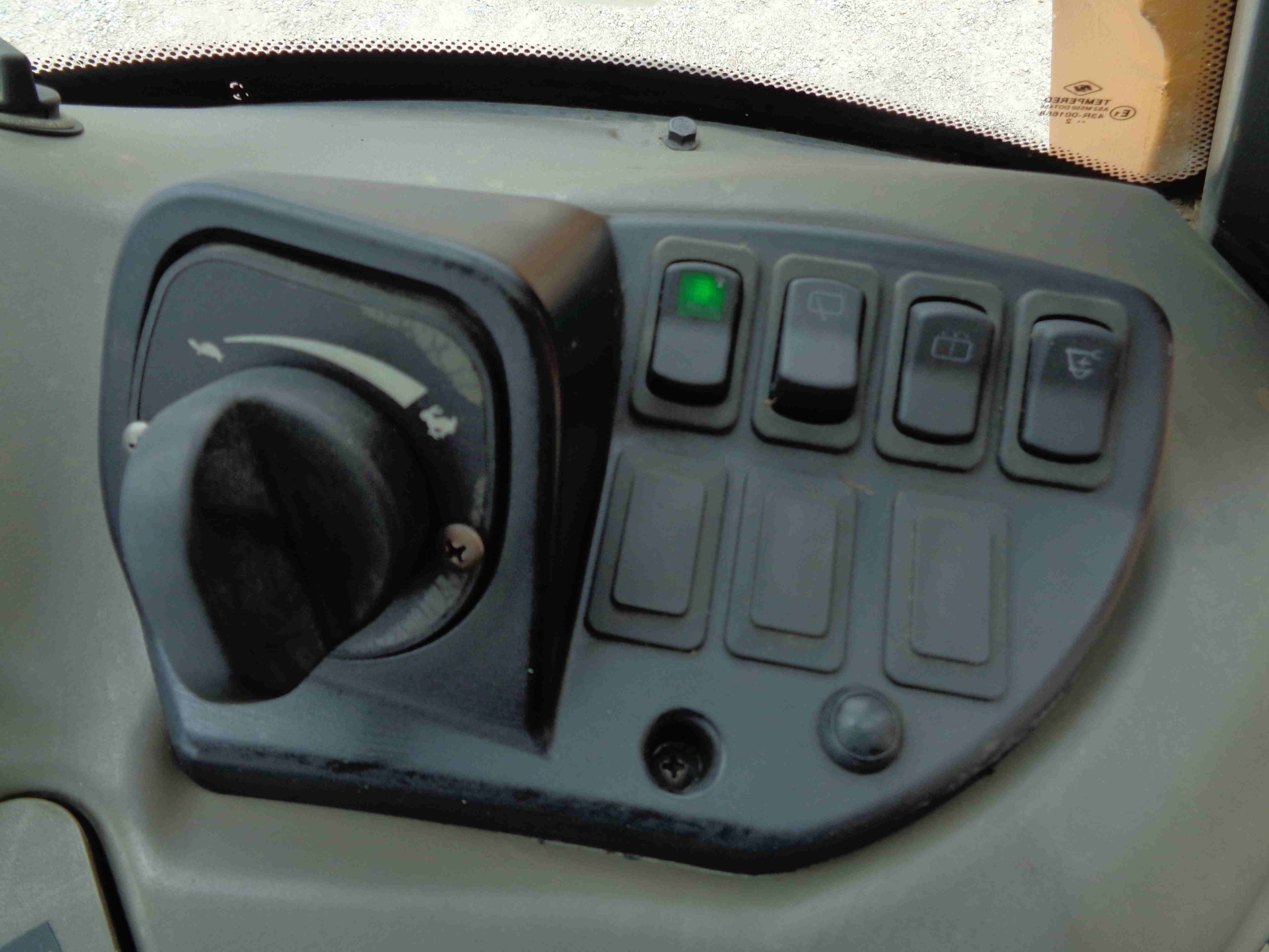 CASE 580SN (2012) - Imagen 19