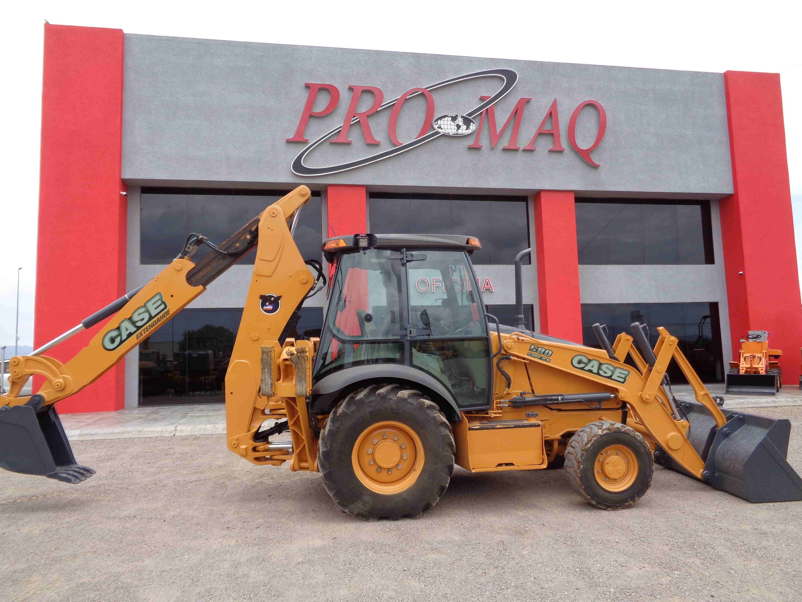 CASE 580SN (2012) - Imagen 2