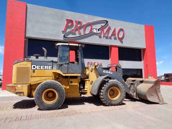 John Deere 644K (2012)