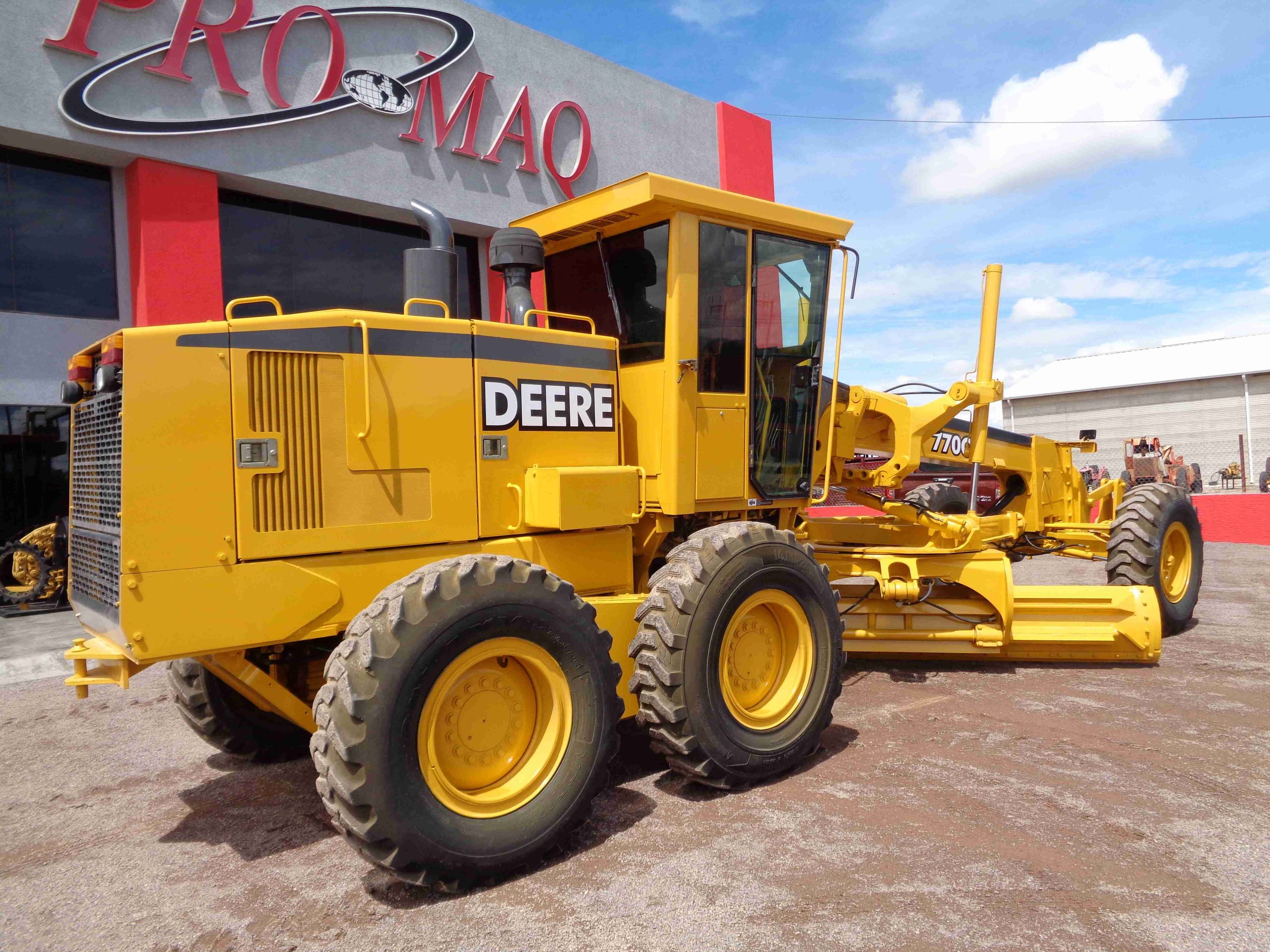 John Deere 770CH (2000) - Imagen 2