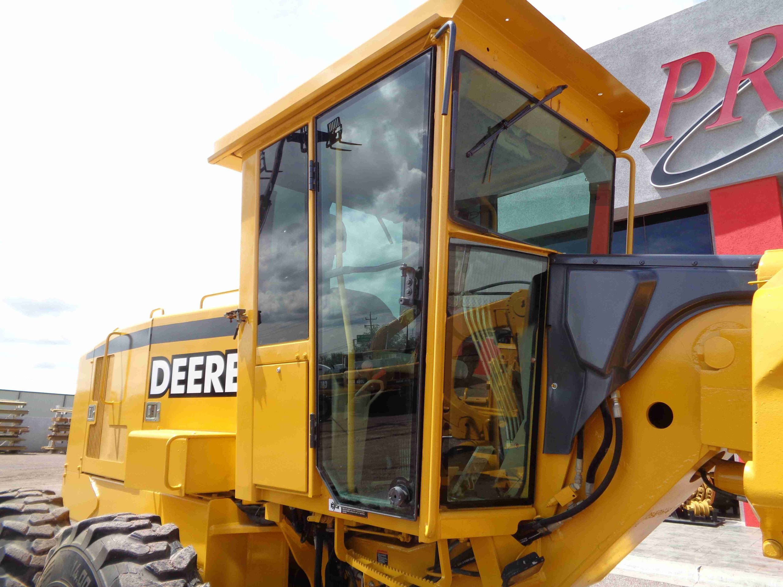John Deere 770CH (2000) - Imagen 9