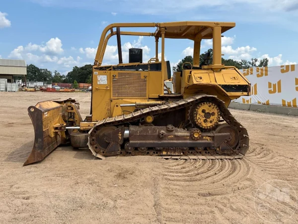 CAT D6M XL (1998)