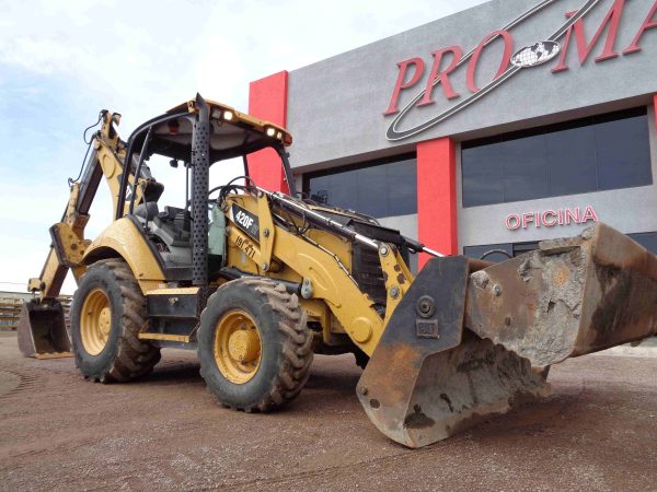 CAT 420F IT (2014) - Imagen 3