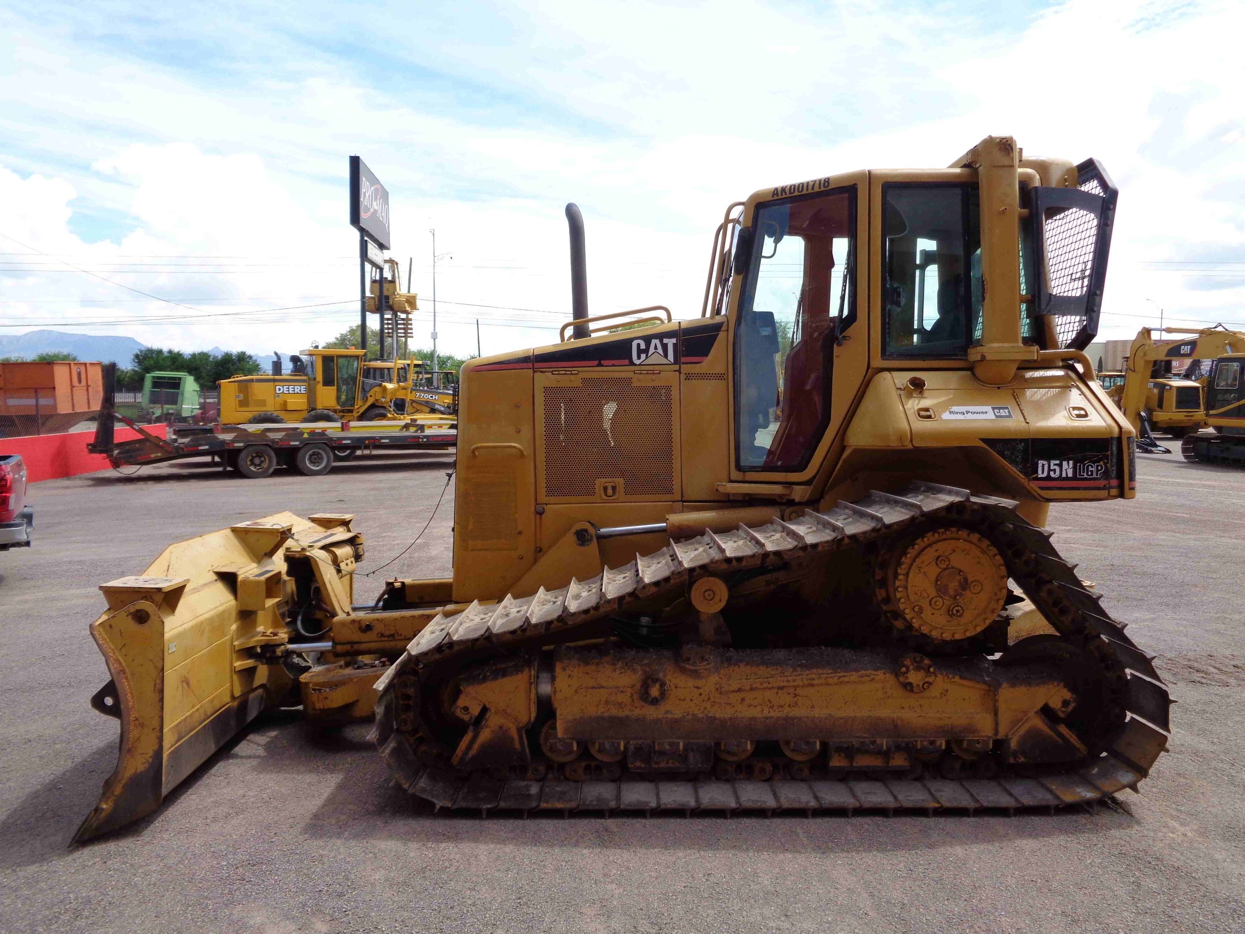 CAT D5N LGP (2006) - Imagen 6