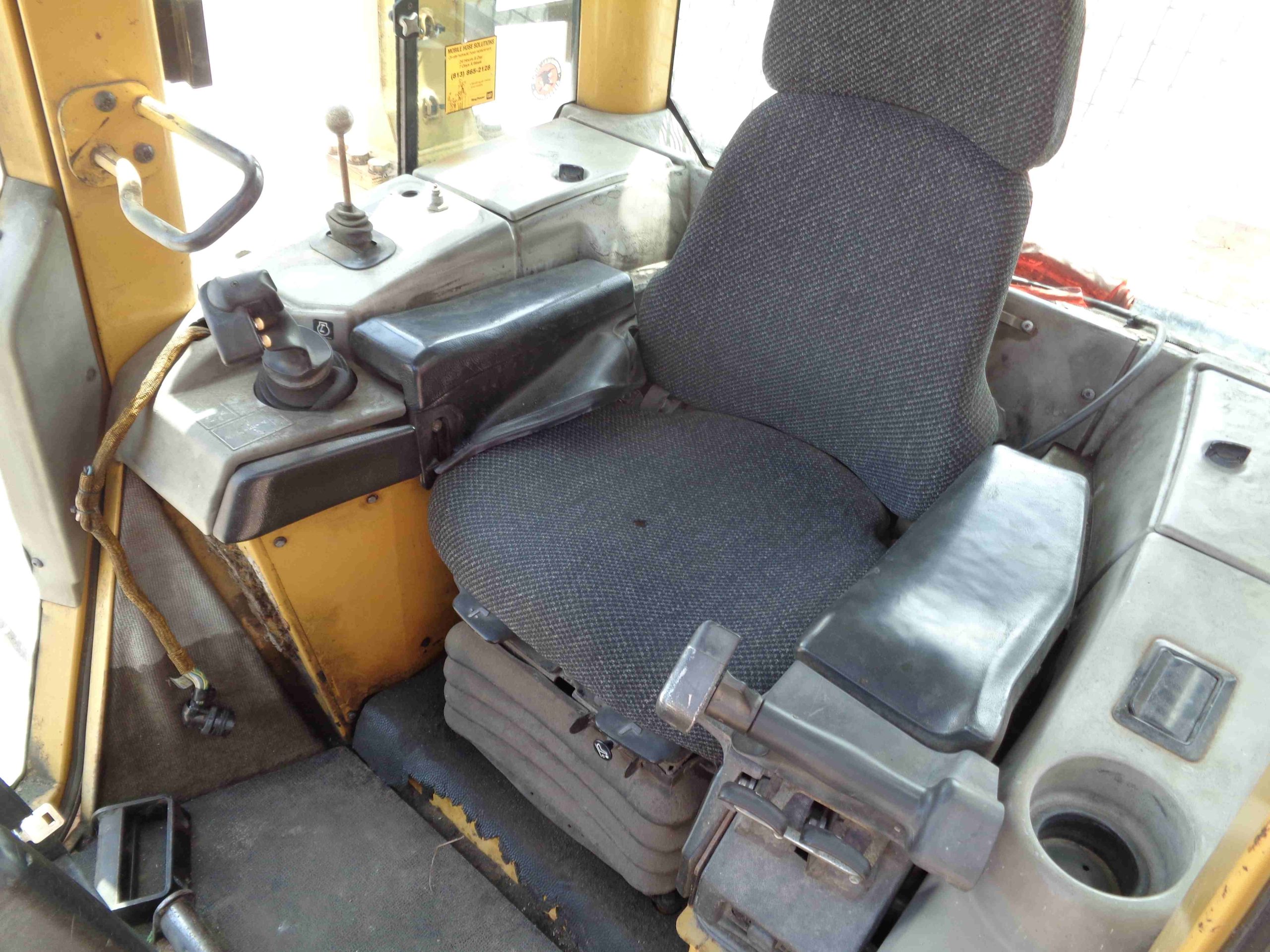 CAT D5N LGP (2006) - Imagen 14