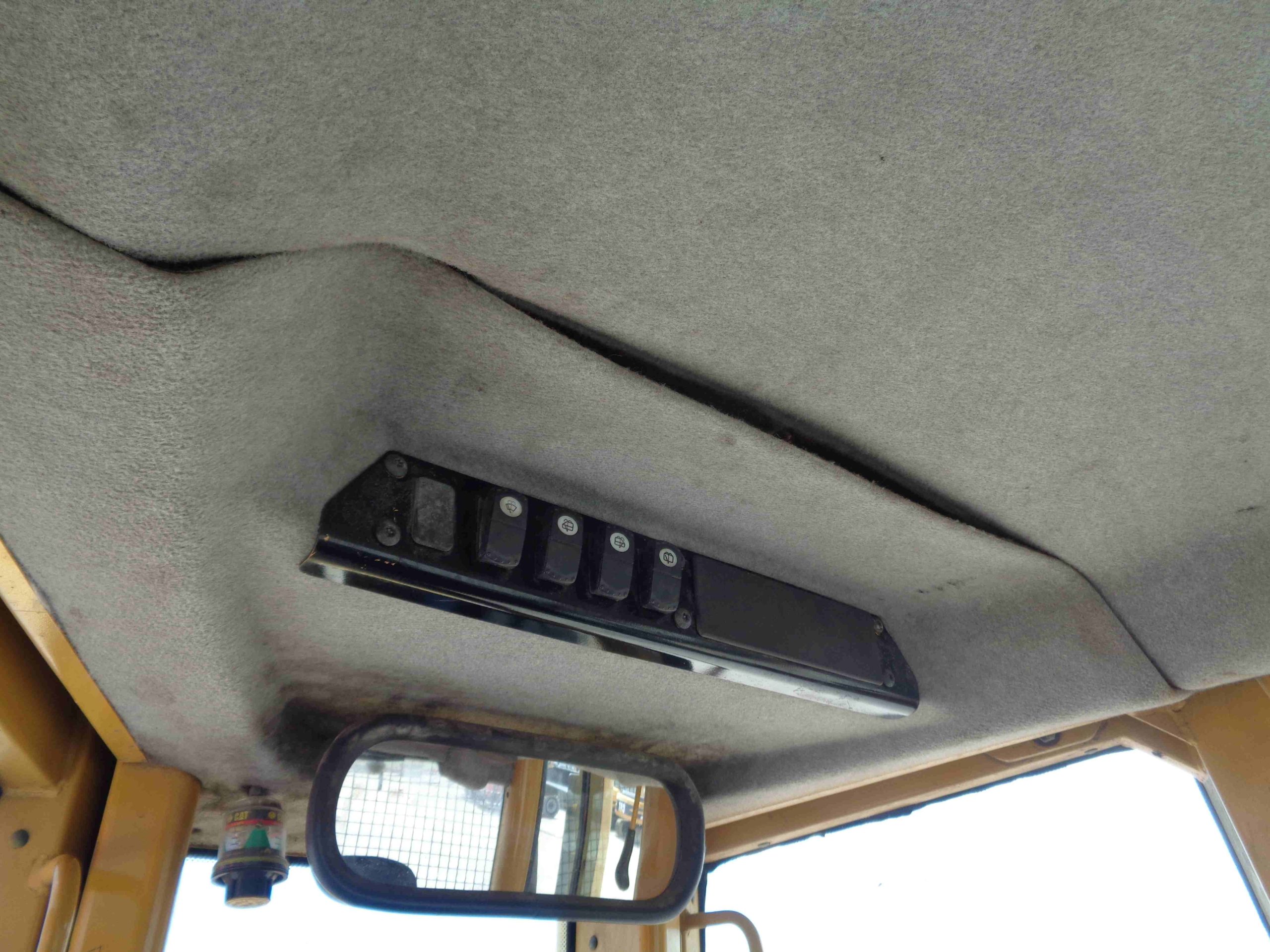 CAT D5N LGP (2006) - Imagen 16