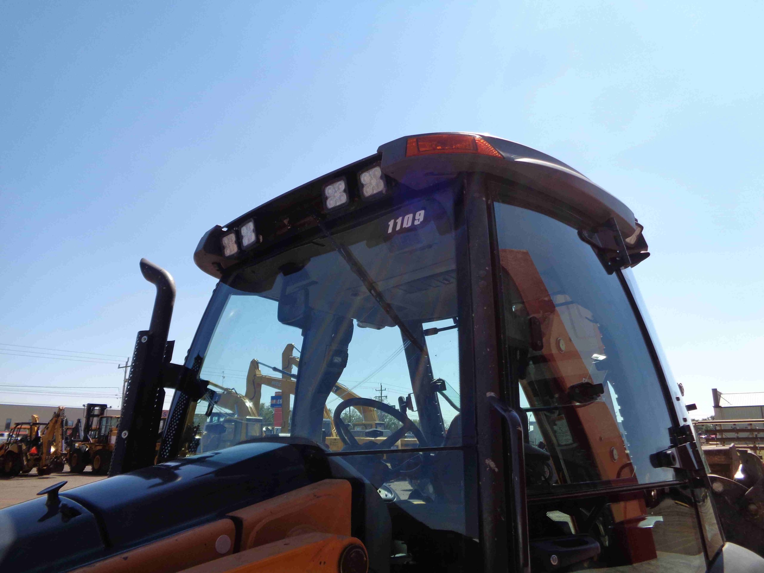 CASE 580N (2020) - Imagen 9