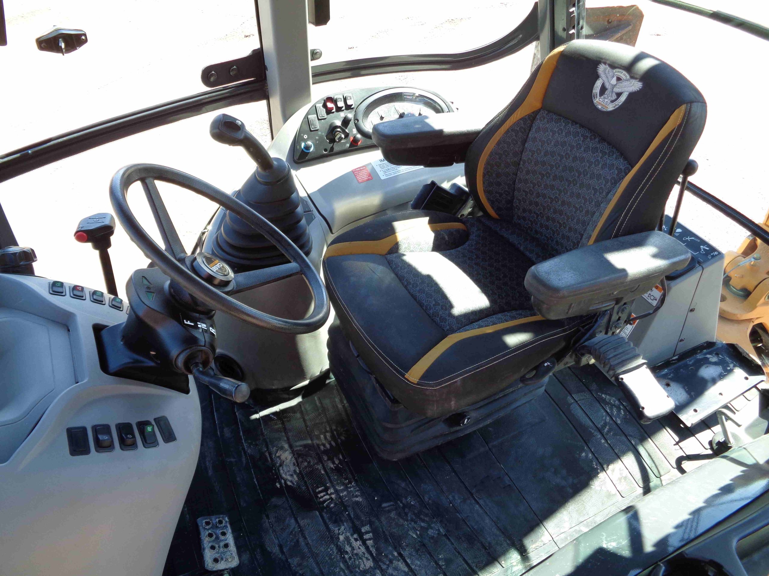 CASE 580N (2020) - Imagen 18