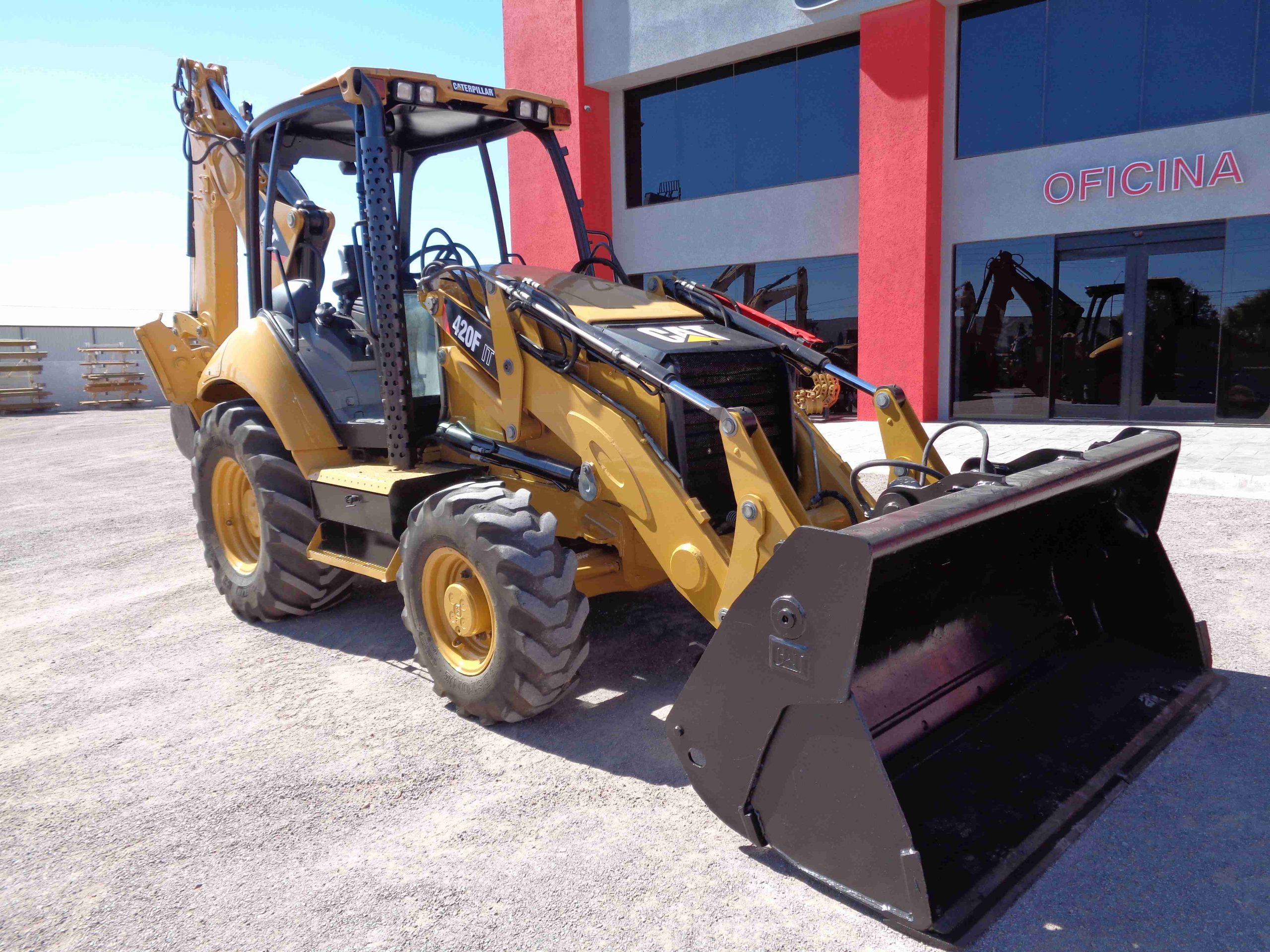 CAT 420F IT (2014) - Imagen 10