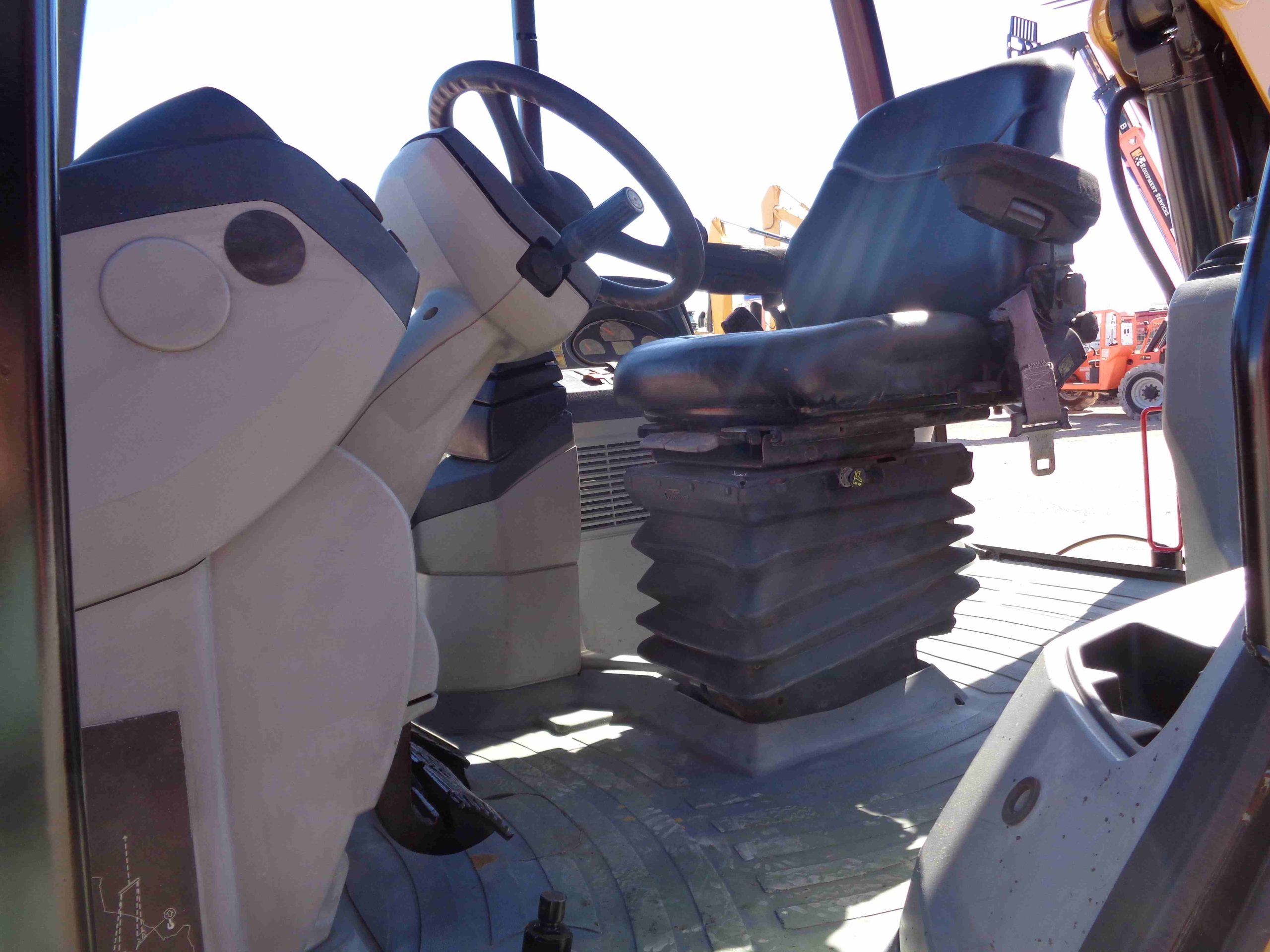 CAT 420F IT (2014) - Imagen 11