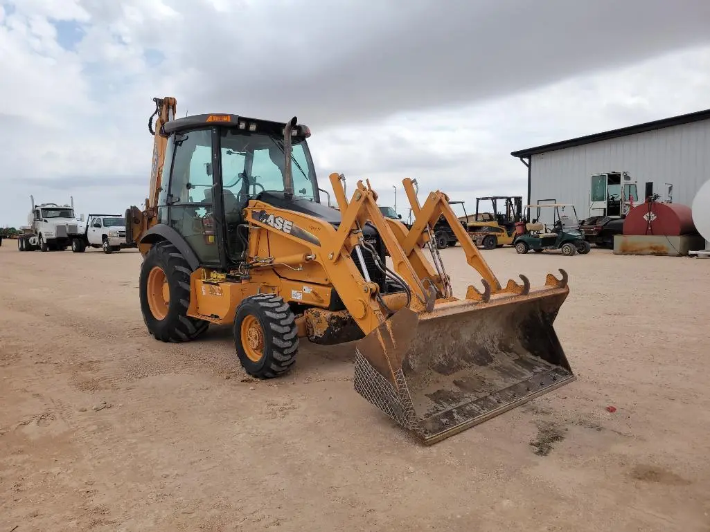 CASE 580SN (2011) - Imagen 3