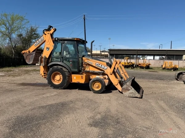 CASE 580N (2014)
