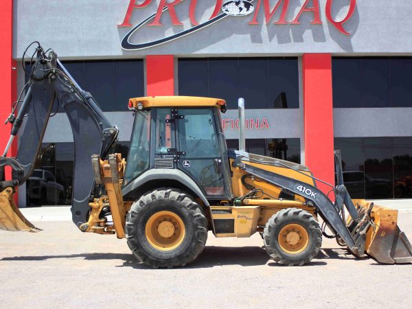 John Deere 410K (2012)