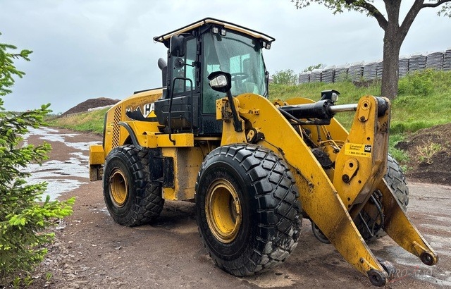 CAT 950K (2014)