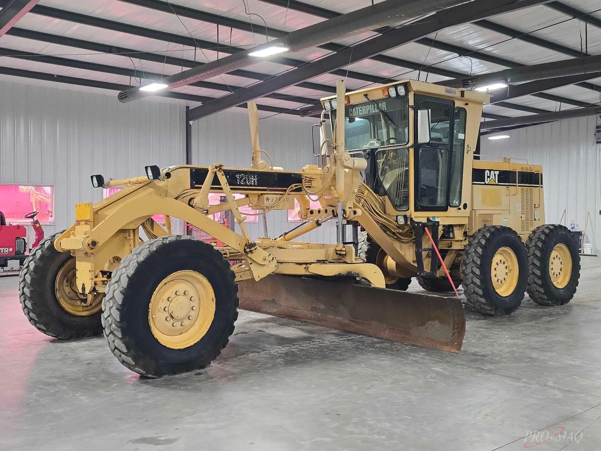 CAT 120H (2001)