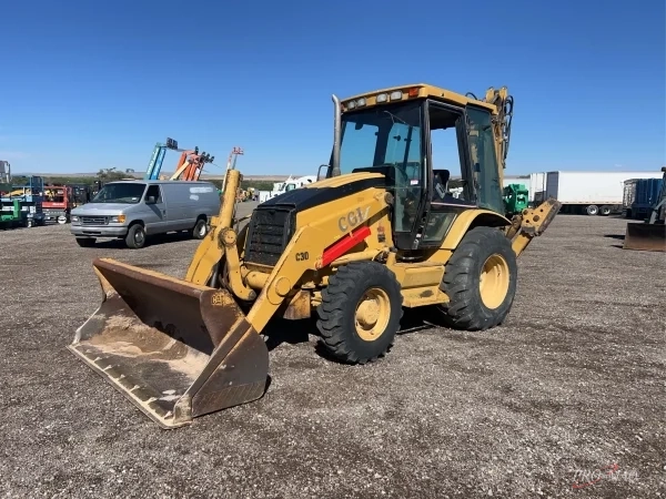 CAT 430D (2005)