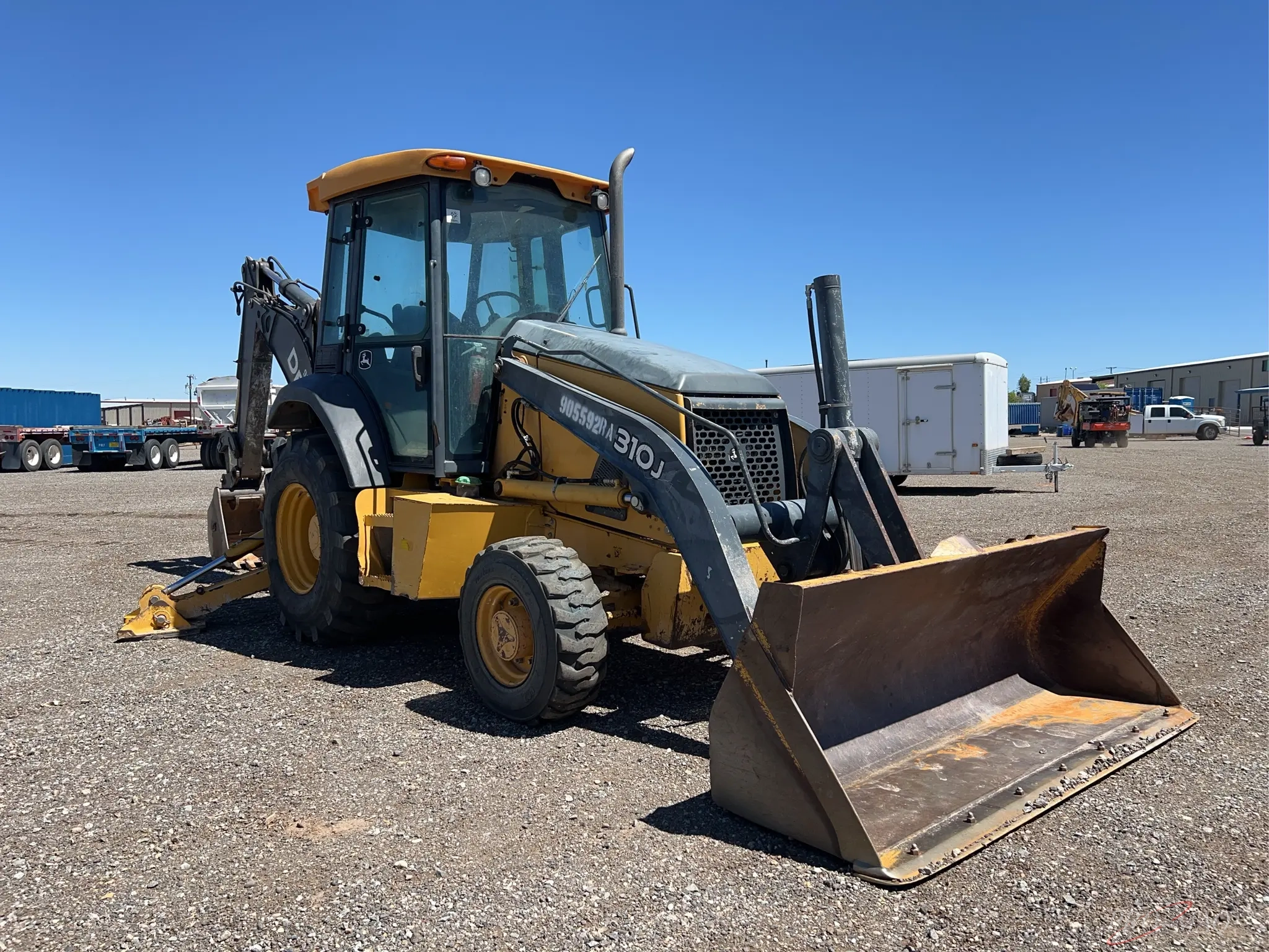 JOHN DEERE 310J (2012) - Image 2