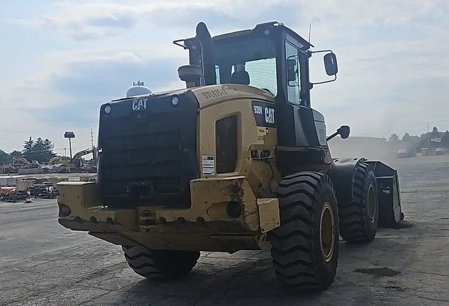 CAT 938K (2014) - Image 2