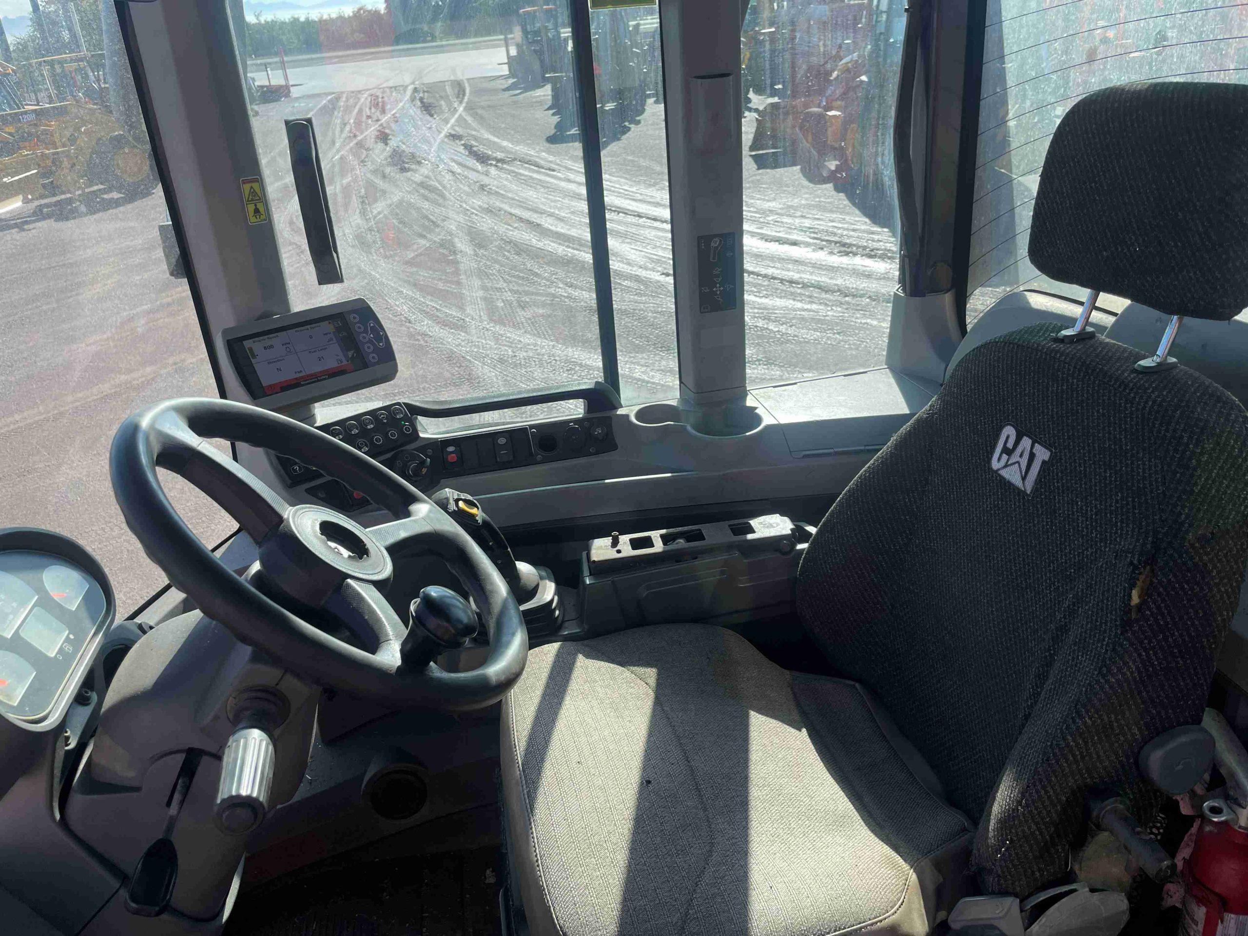 CAT 938K (2014) - Image 3