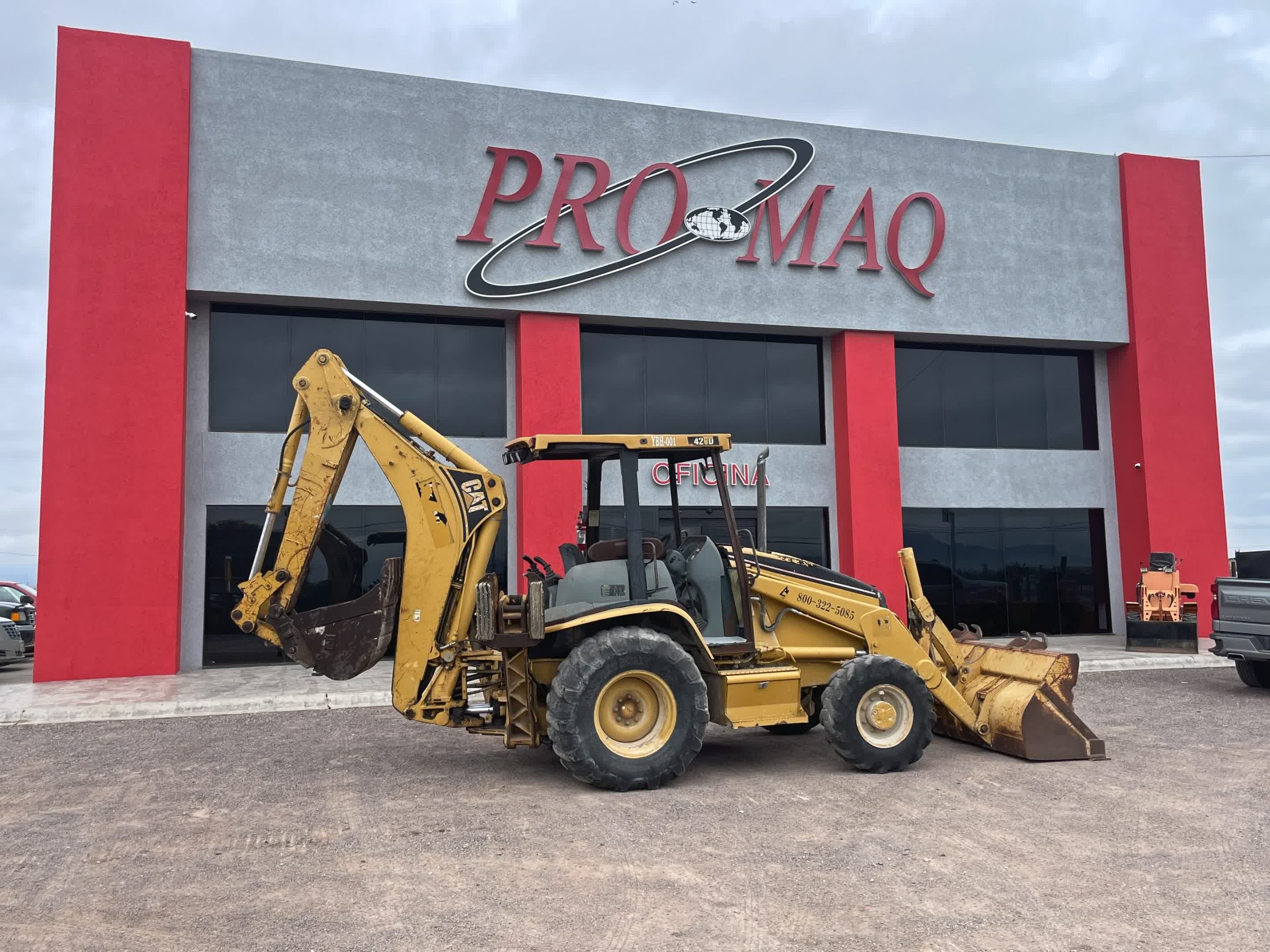 CAT 420D (2001)