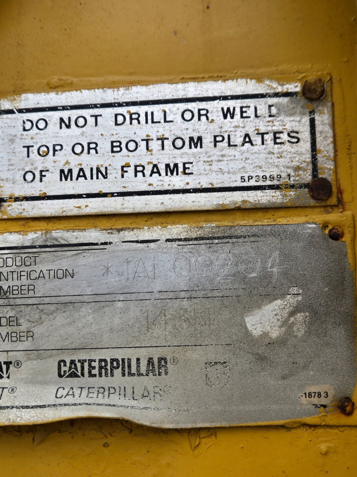 CAT 143H (1996) - Image 2